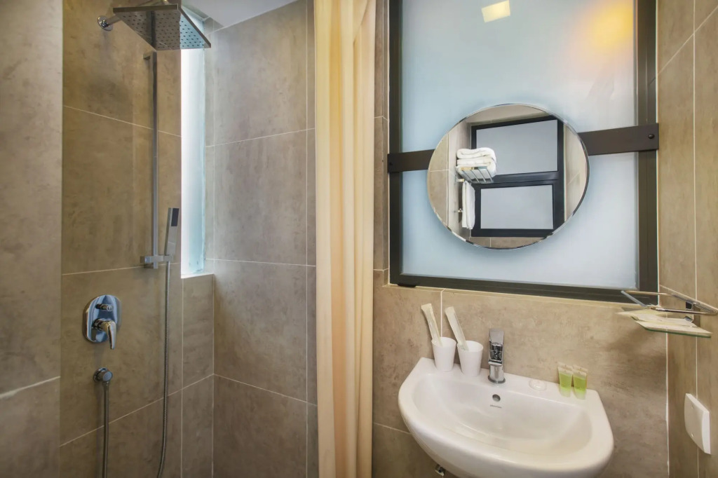 Hotel Twenty 8B