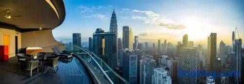 Soho Suites KLCC by 21 Century travel