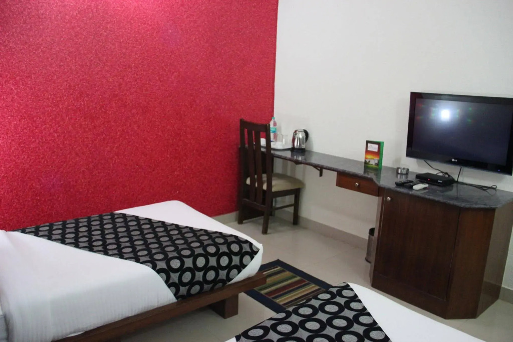 Sunray Hotel