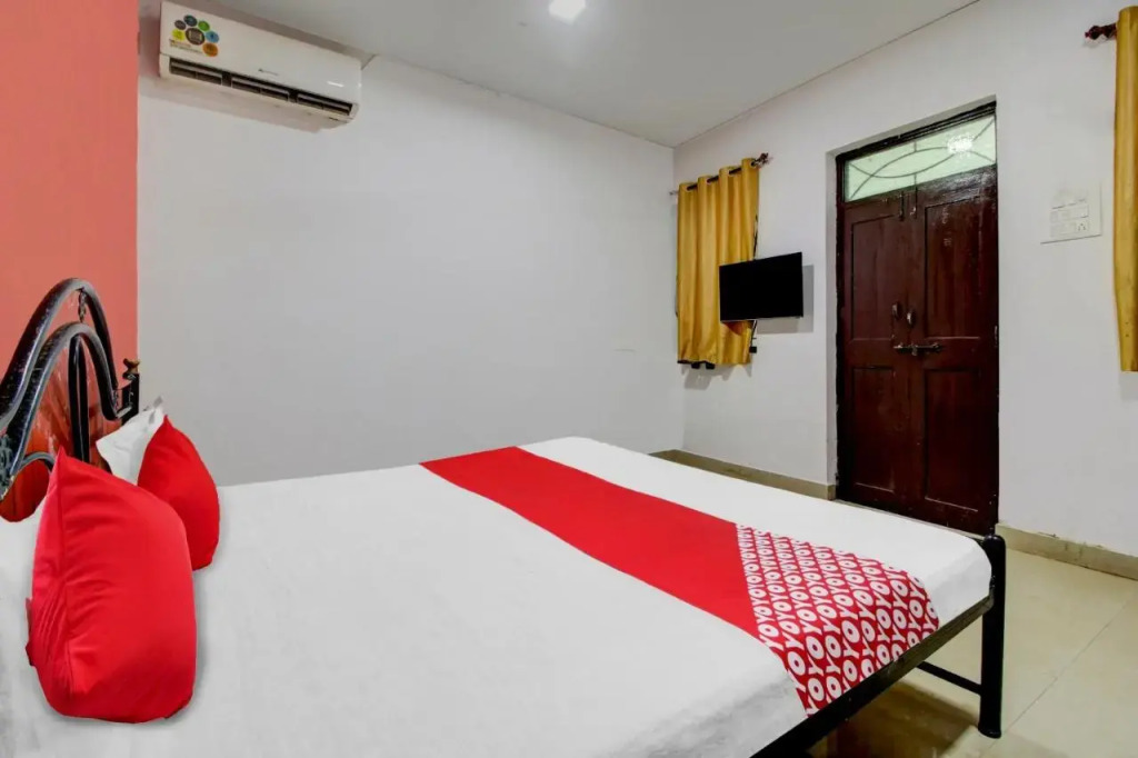 OYO Flagship 80693 New Galaxy Guest House