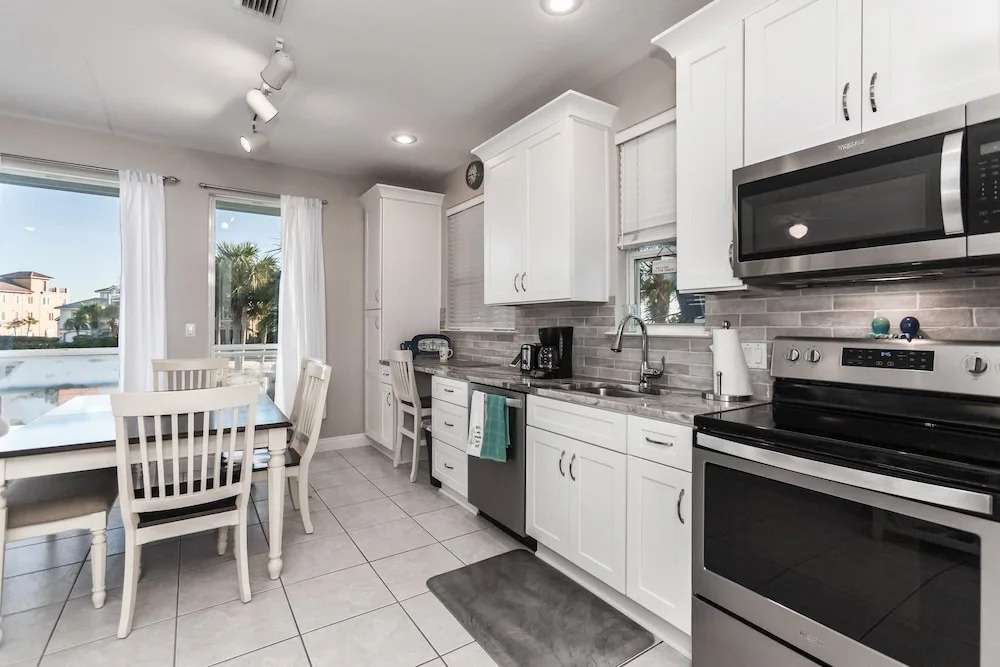 Beach Oasis Villa Unit 11 4 Bedrooms 4 Bathrooms Home