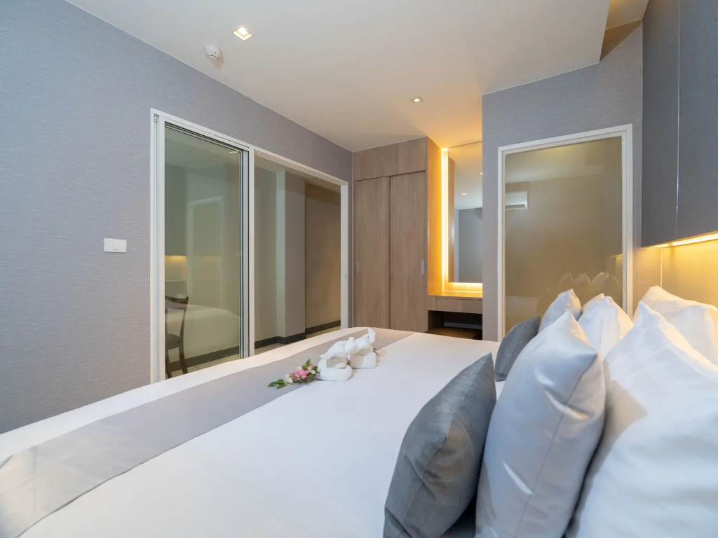 Patong Bay Residence