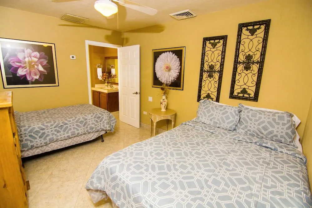Bonita 703 - 3 Br Condo