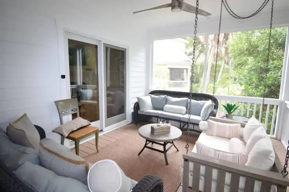 Island Time - Pet Friendly and Minutes From Beach