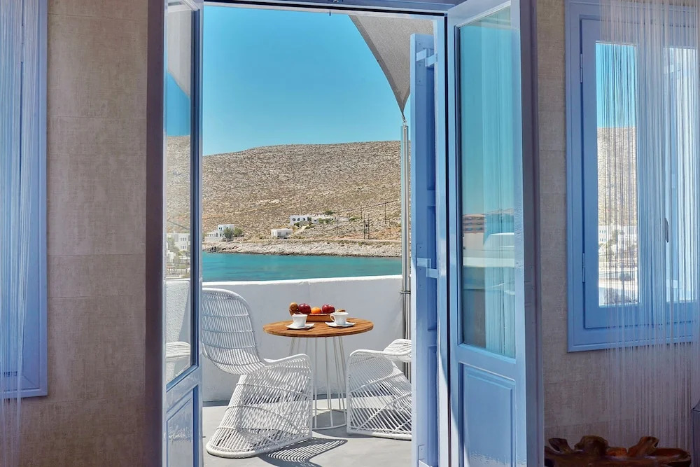 Amo Suites & Spa