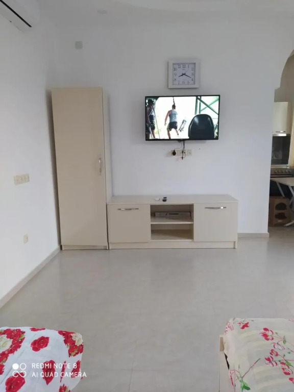 Emzaris Apartment