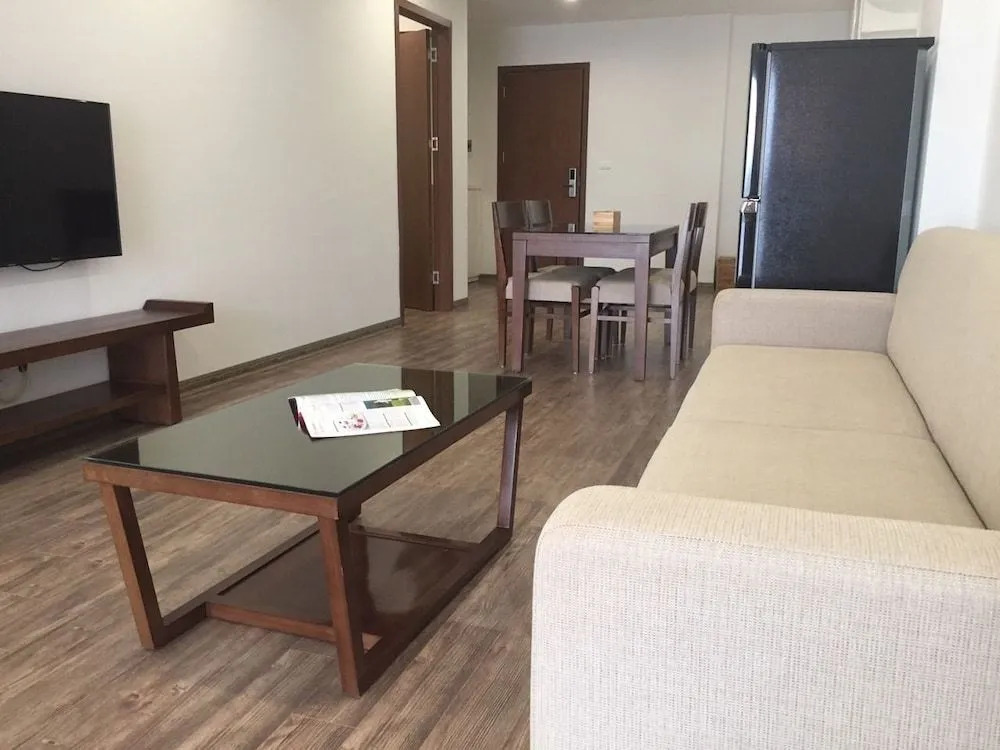 REIWA INN APARTMENT