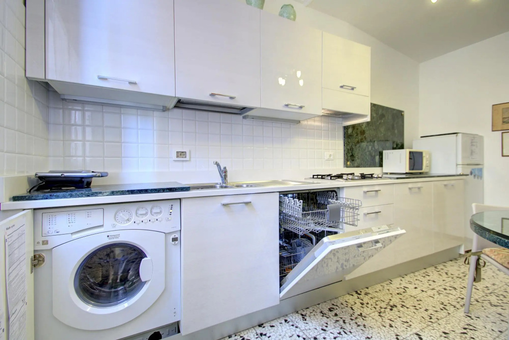 SAN MARCO CANAL VIEW#1 aircond, 4 pax, 120sqm Wifi