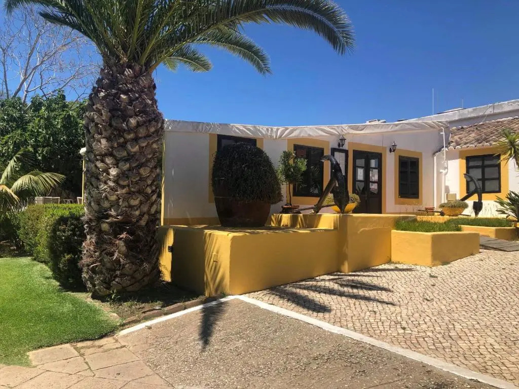 Apartamento 157, Pedras d’el Rei
