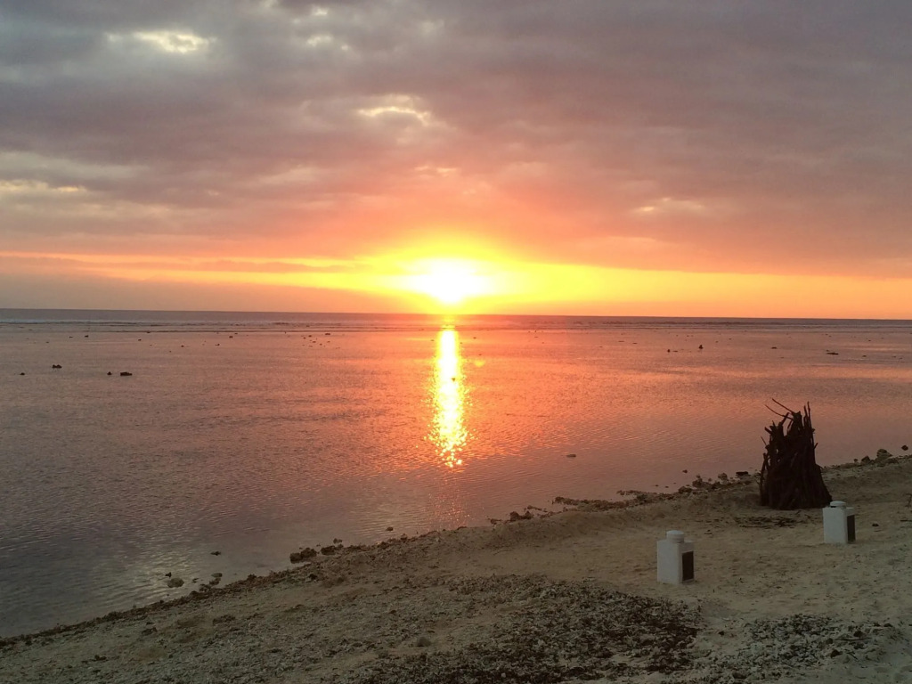 Gili Teak Beach Front Resort