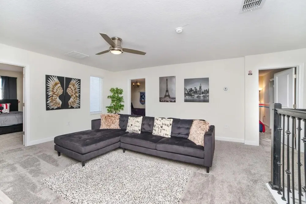 Cruden Villa Windsor At Westside 6