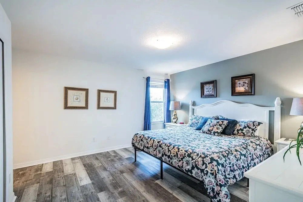 4BR Townhome w/ Pool in Bella Vida Resort