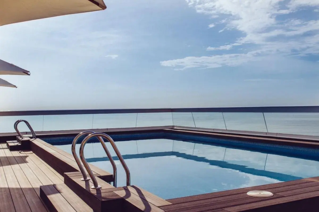 Отель Suites del Mar By Melia