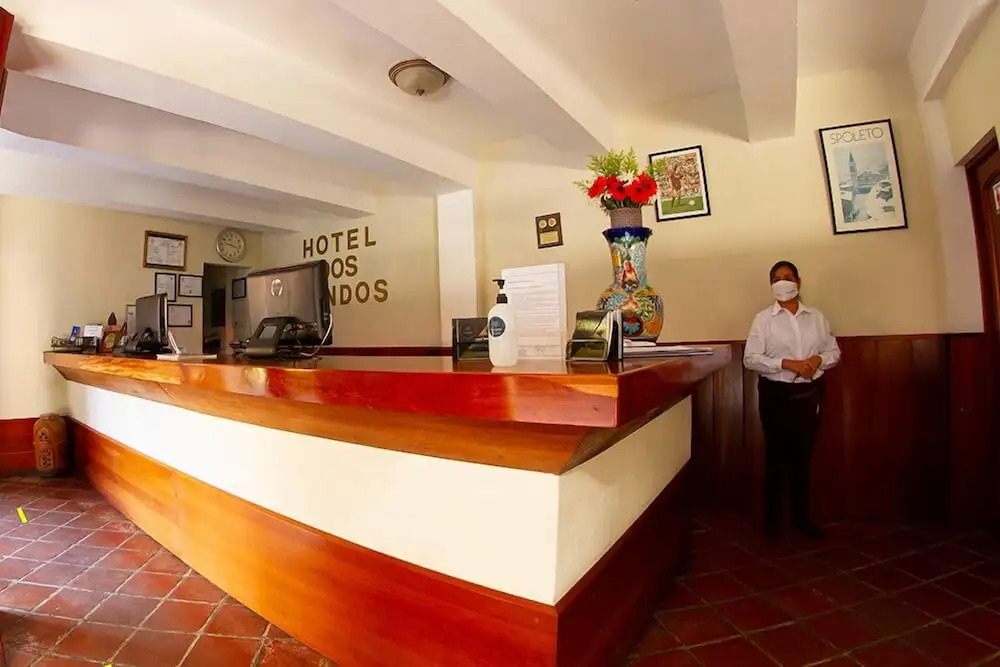Hotel Dos Mundos Panajachel