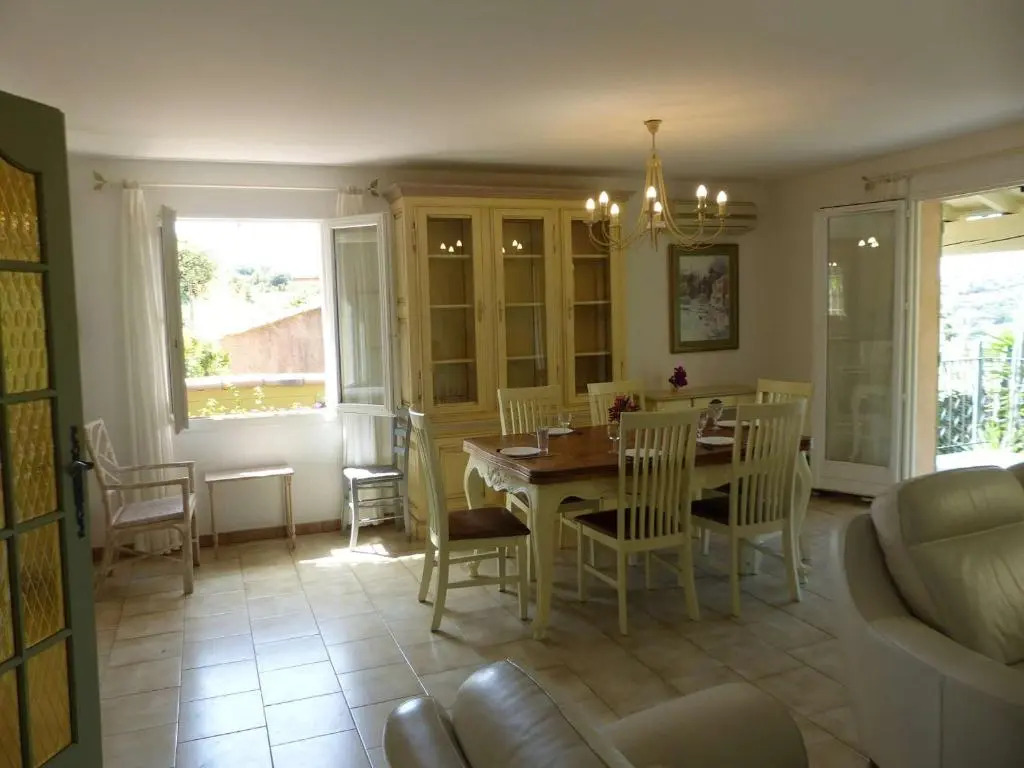 Villa Le Lavandou, 3 pièces, 4 personnes - FR-1-308-146
