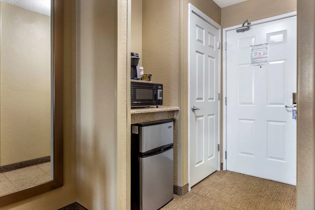 Comfort Inn Gurnee near Six Flags