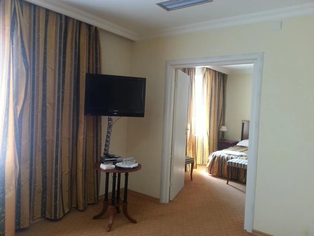 Karvansaray Hotel