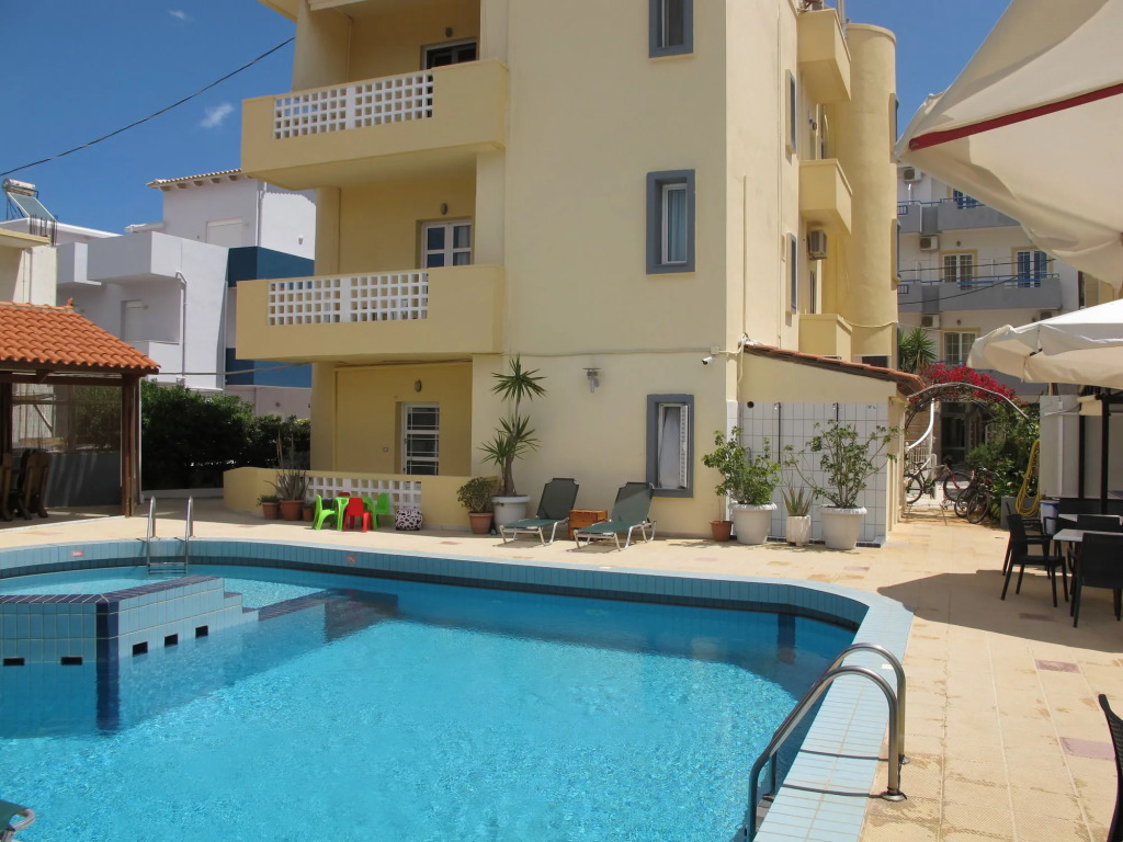 Albatross Apartments