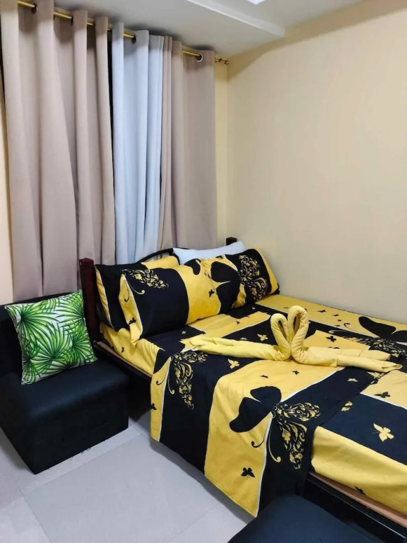 Spacious 1-bedroom Condo in Quezon City With Private Pool