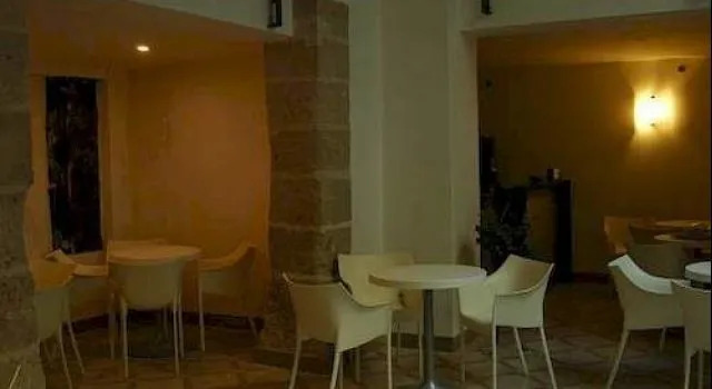 Hotel Moderno
