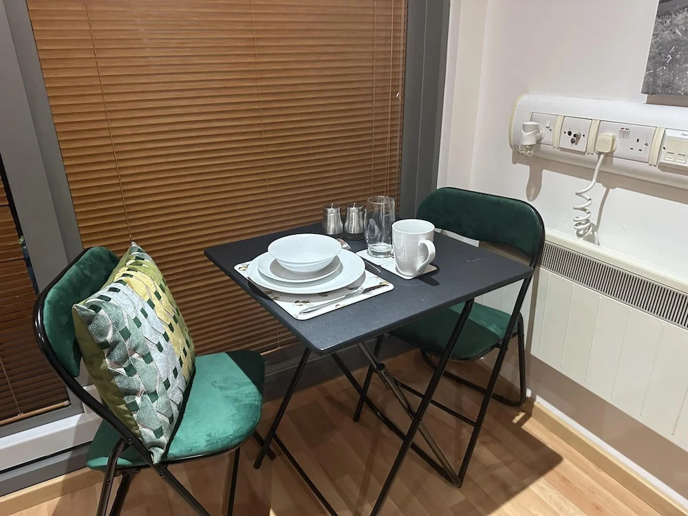 Chic Citispace -1-bed Apartment,leeds City-wifi