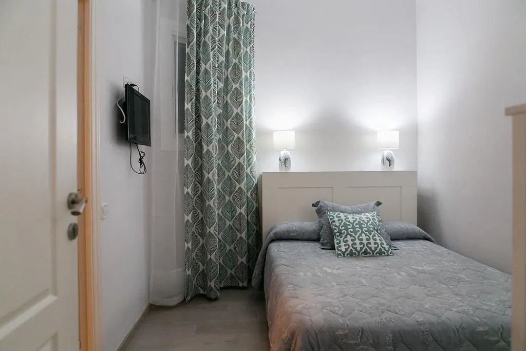 Hostal Tuset