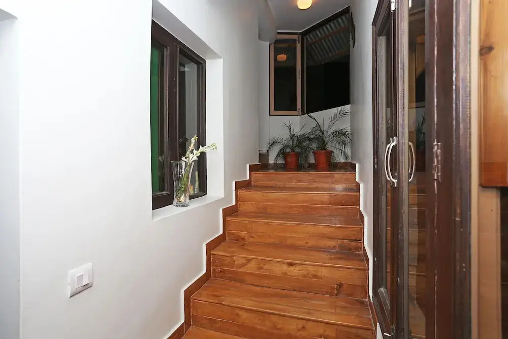 OYO 7138 Acharya Cottage