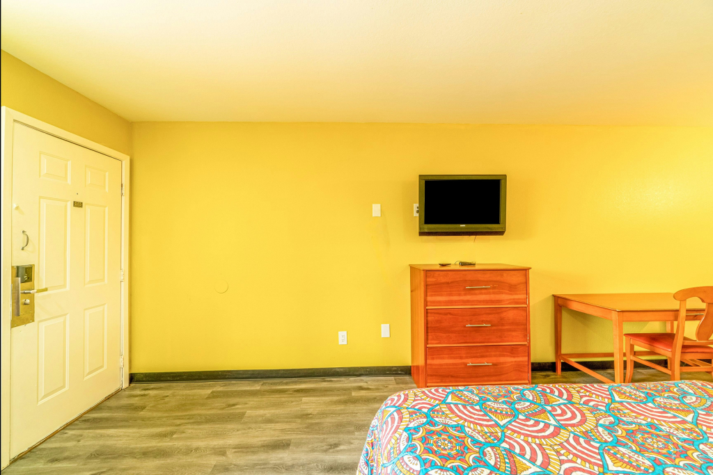 Regency Inn By OYO Rockdale TX