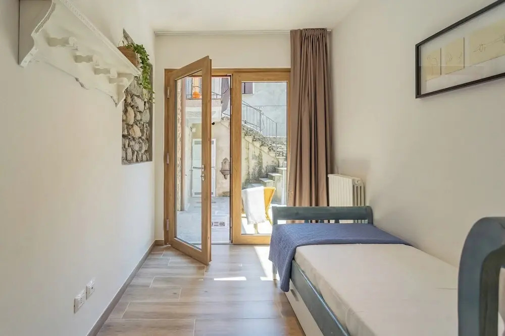 Villetta Abbazia Acqua Dolce - With Stunning Terrace by Rent all Como