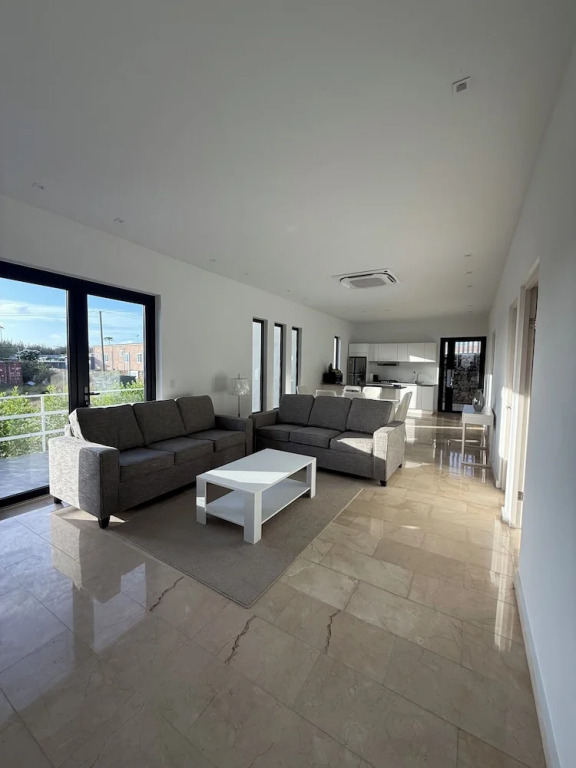 Alto Vista Hills