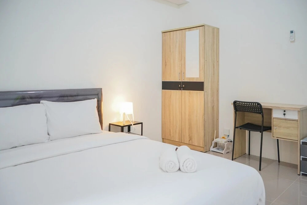 New Furnished Studio with City View @ Silktown Apartment