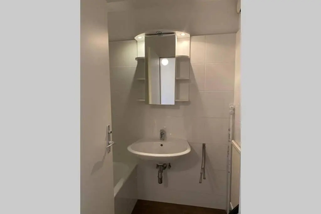 Mitten im Achten. Zentrale Wohnung in Wien