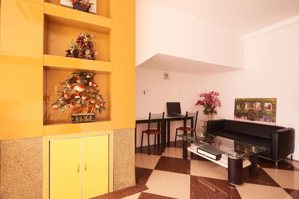 Ipoh Road Hotel