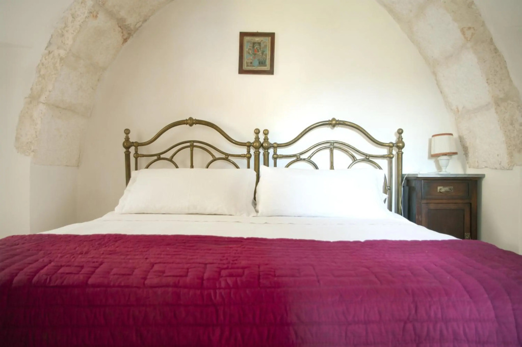 Trulli sul vignale in Masseria Santalachicca