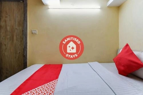 OYO 76795 A One Guest House