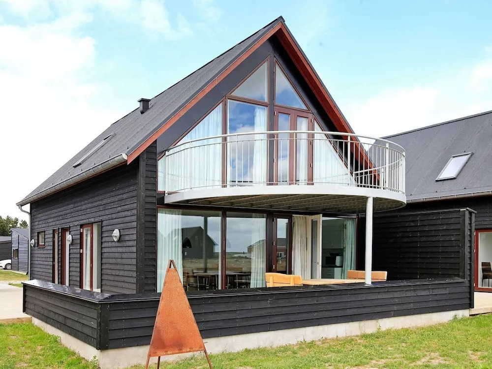 Modern Holiday Home in Rømø Near Sea