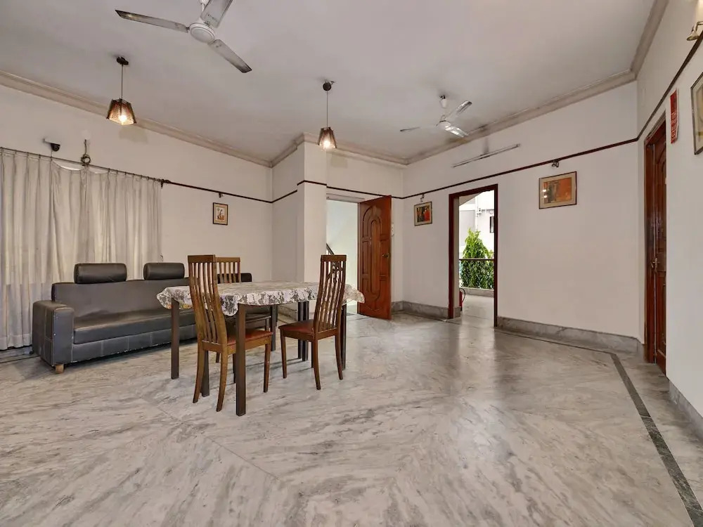 OYO 2864 Guest Accomodation