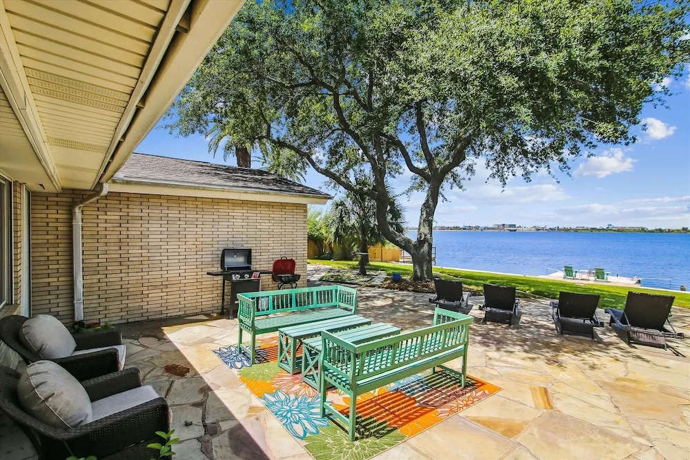 Amazing Bay by Ryson Vacation Rentals