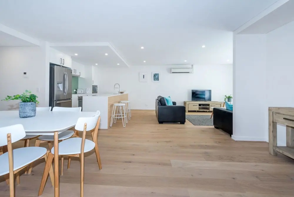 The Shoal Unit 203 Shoal Bay