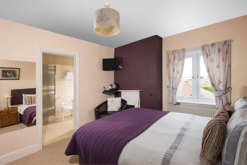 Clairmont Guest House
