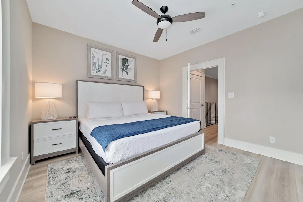 New Listing! Luxury Home, Sleeps 10 w/ Shared Pool