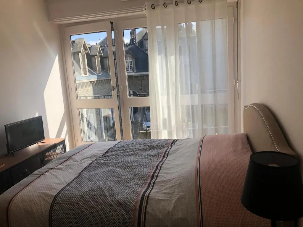 Duplex Centre Ville 200m de la Plage (Adults Only)
