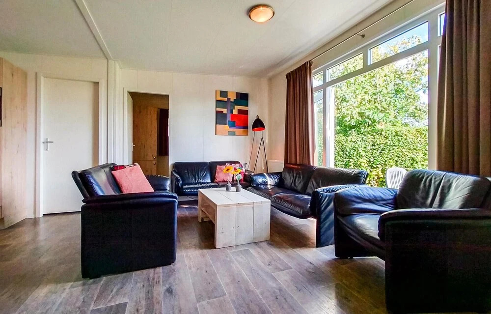 2 Bedroom Amazing Home In Heinkenszand