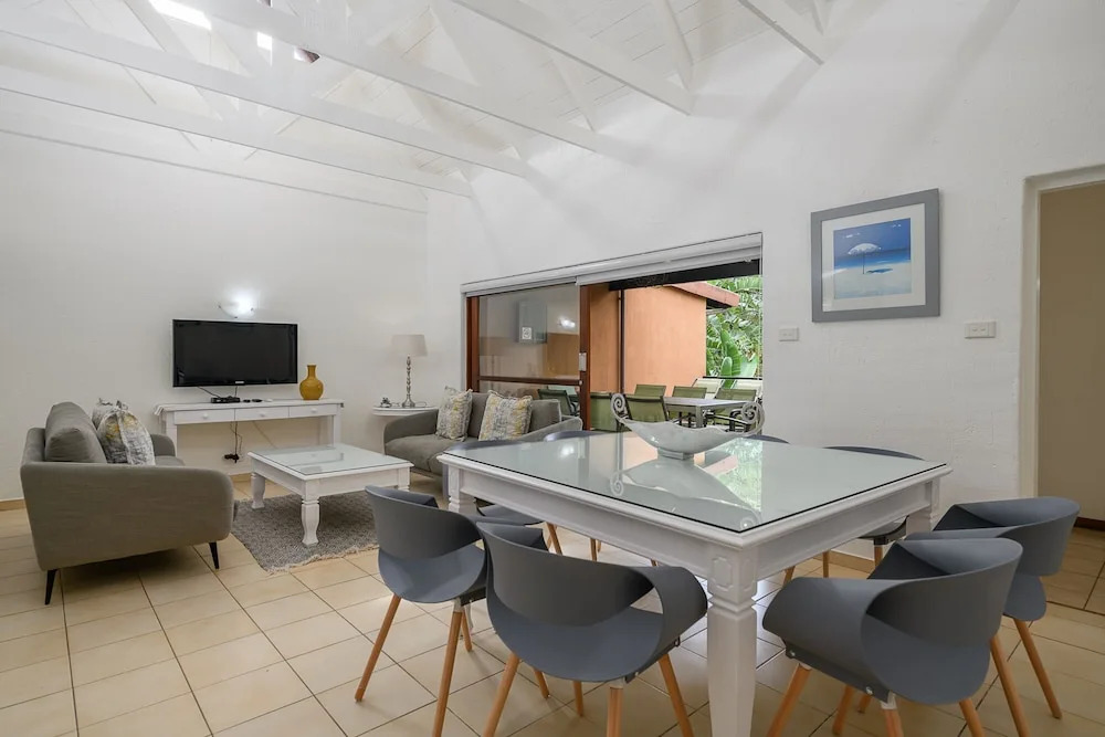 San Lameer Villa Rentals Three Bedroom Superior 2605
