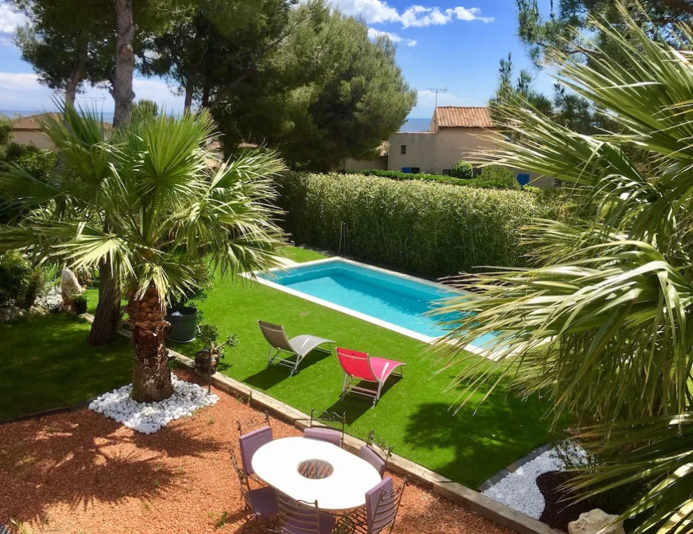 LESCALE COTE BLEUE B&B AND Spa