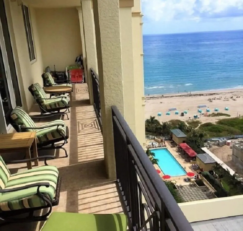 Palm Beach Singer Island Resort & Spa Luxury Suites