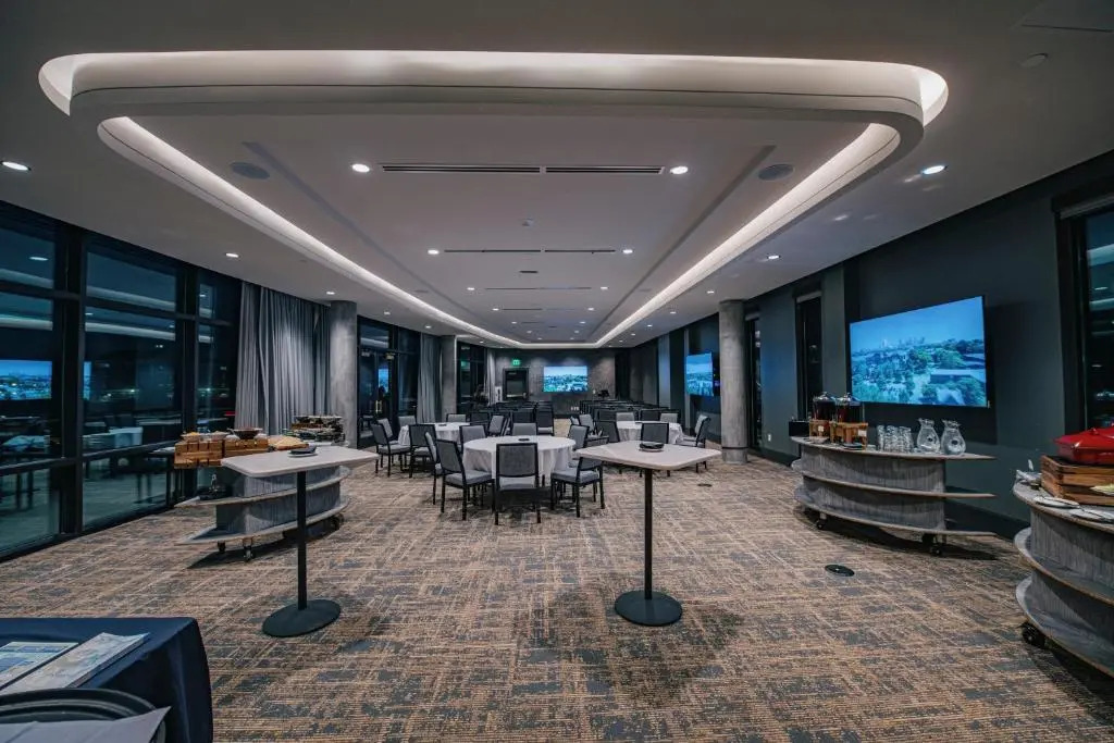 Hotel Indigo - Columbus at Riverfront Place by IHG