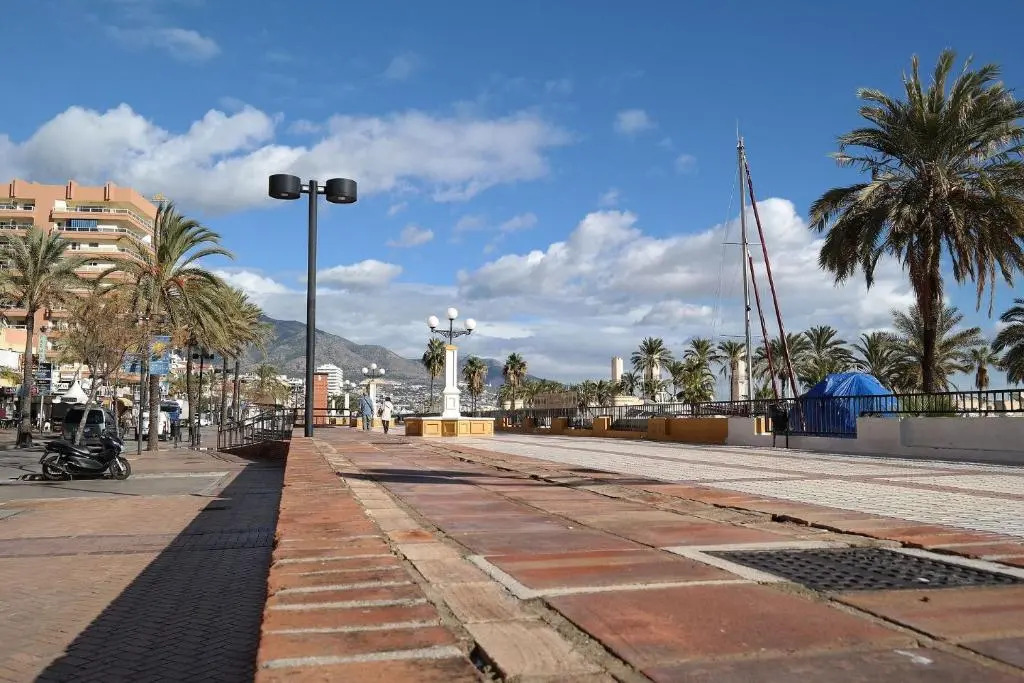 City Centre Vacation ! With sea and mountain views in the heart of Fuengirola