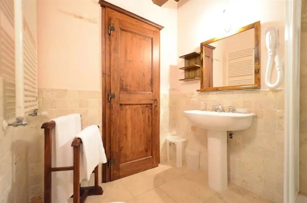 Antico Borgo Montefienali