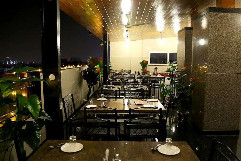 Hotel U.T.Elegance